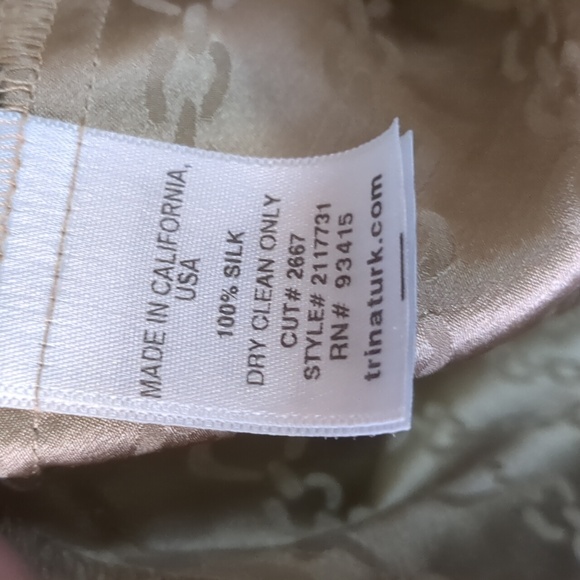 TRINA TURK* size 6 faux wrap belted long sleeve champagne chain print silk dress - Picture 12 of 17